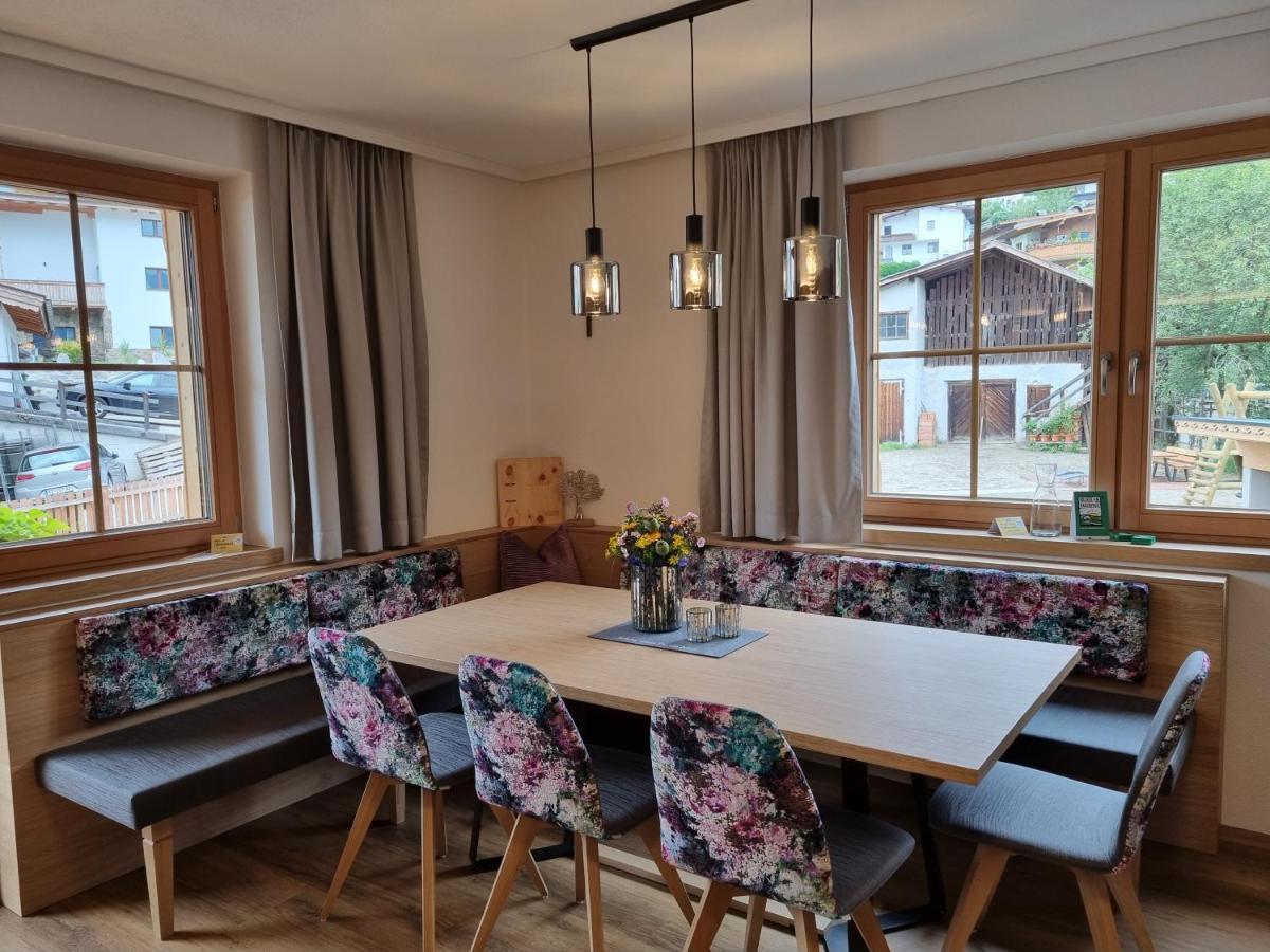 Greidlhof Alpstyle Apartments Fuegen Exterior photo