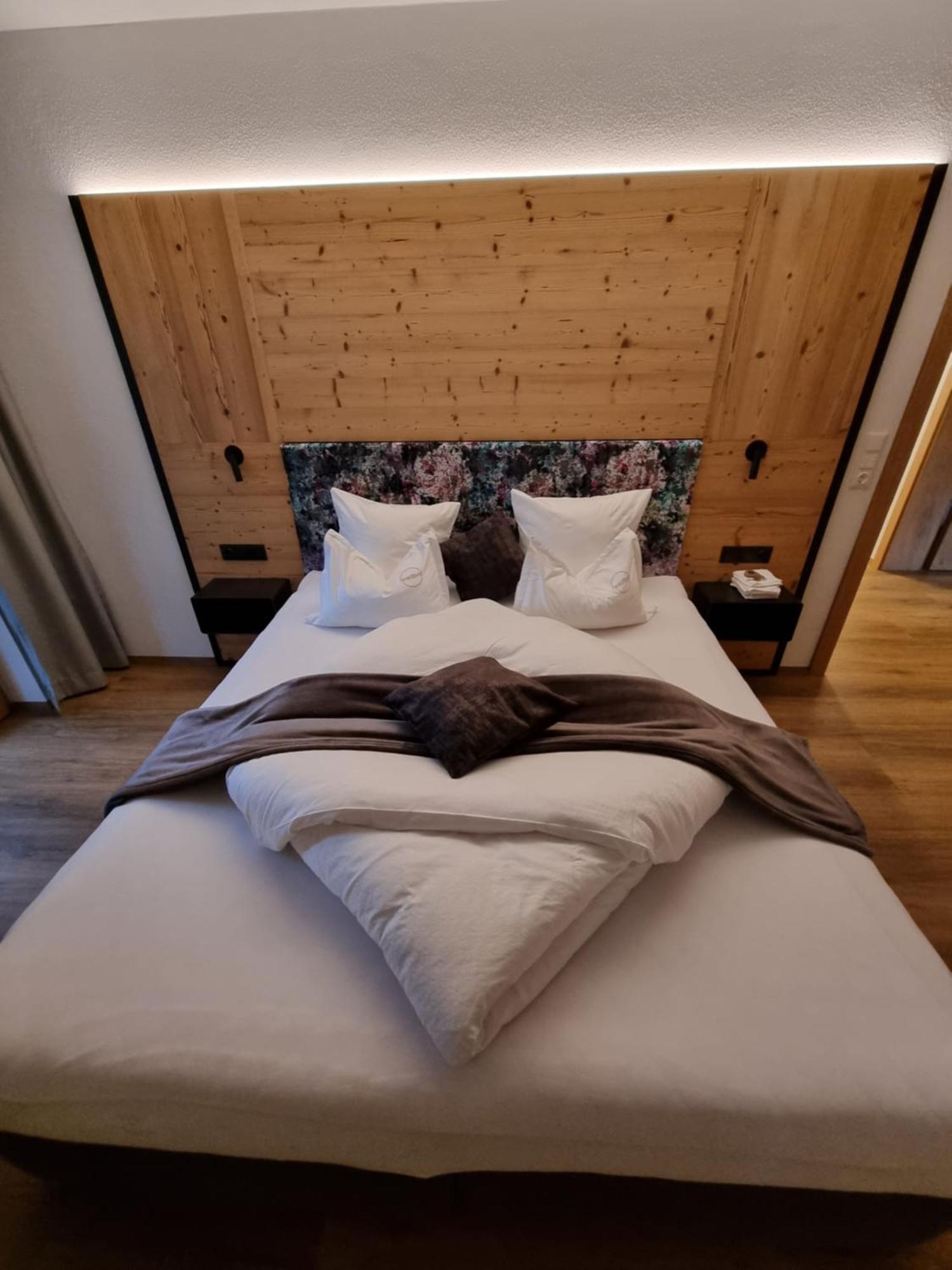 Greidlhof Alpstyle Apartments Fuegen Room photo
