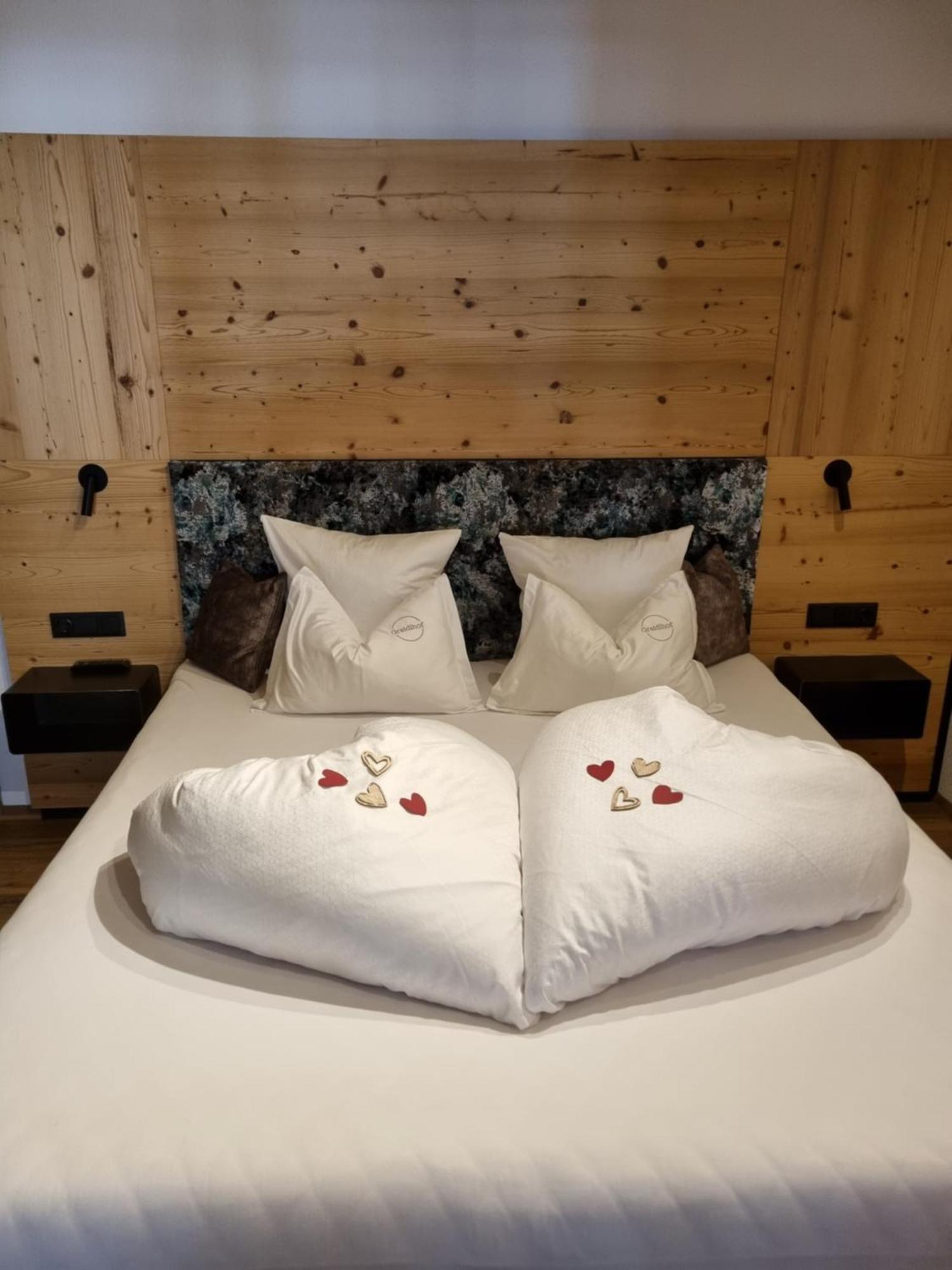 Greidlhof Alpstyle Apartments Fuegen Room photo