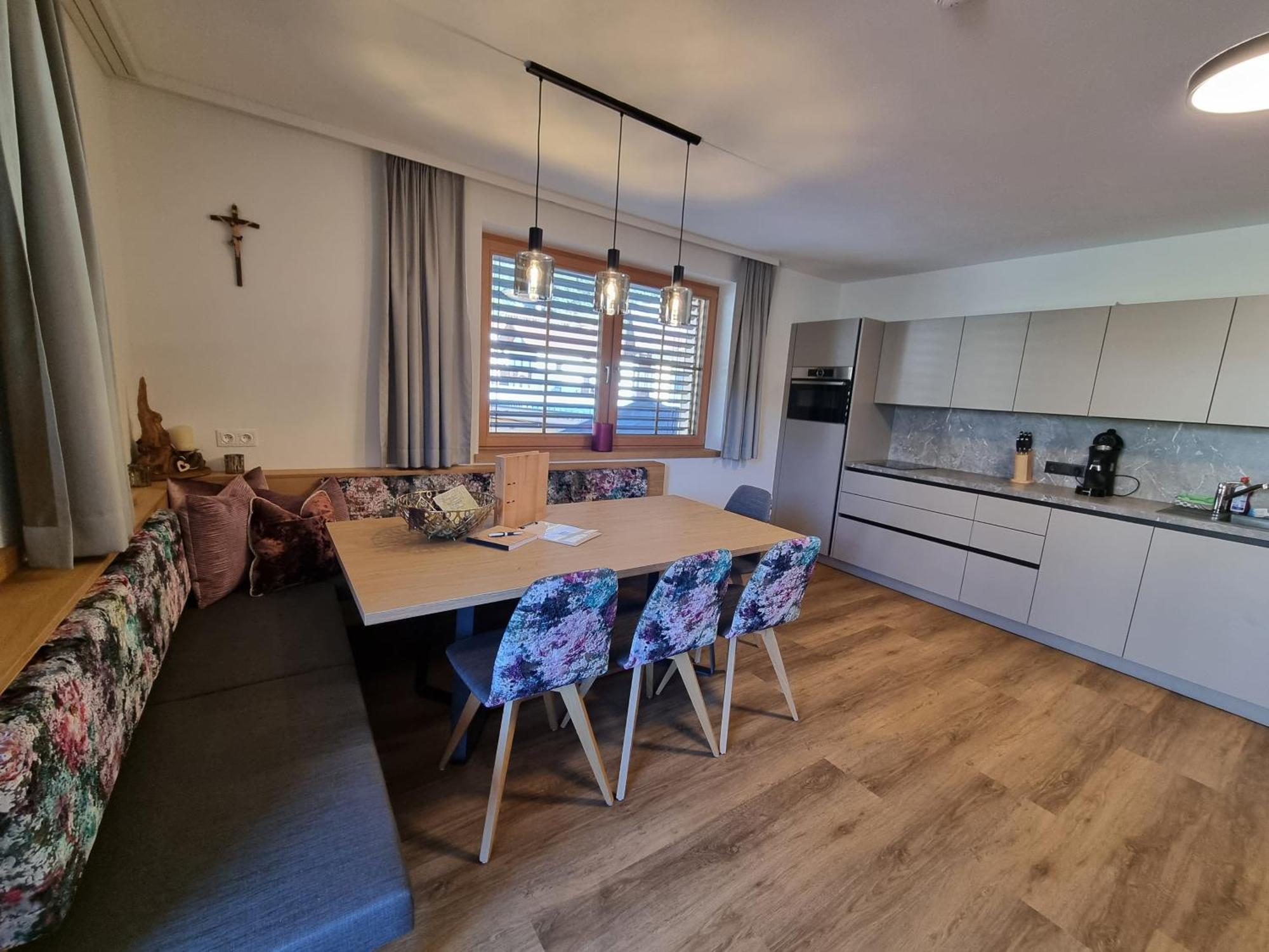 Greidlhof Alpstyle Apartments Fuegen Room photo