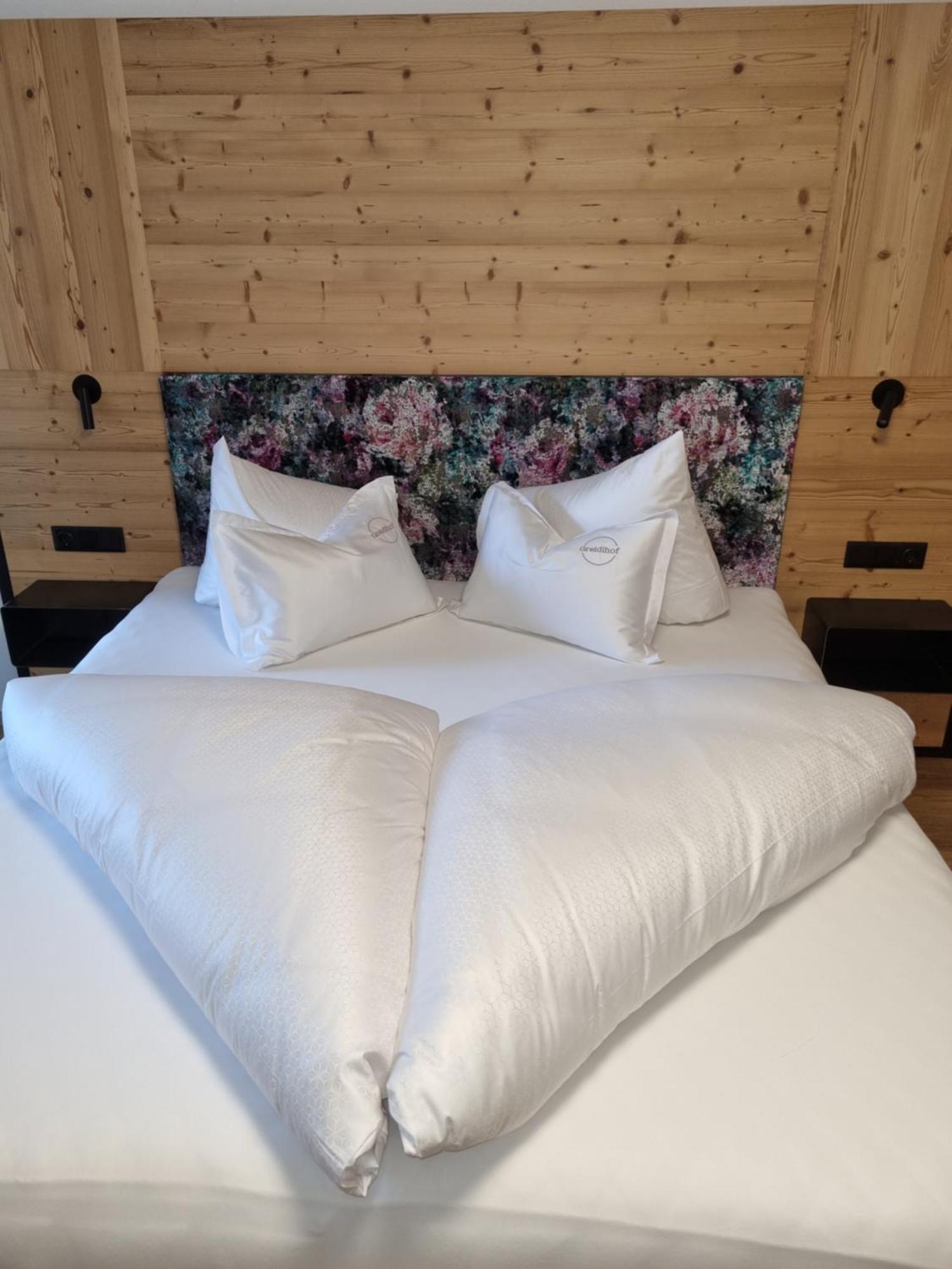 Greidlhof Alpstyle Apartments Fuegen Room photo